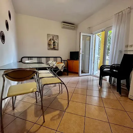 Franco Apartamento *